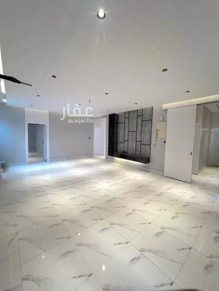 فيلا للبيع في شارع أبو الفضل البيهقي, حي الصفاء, مدينة تبوك, منطقة تبوك