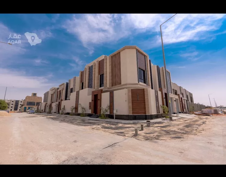 فيلا للبيع في شارع أحمد بن يزيد بن بقي, حي العارض, مدينة الرياض, منطقة الرياض 5