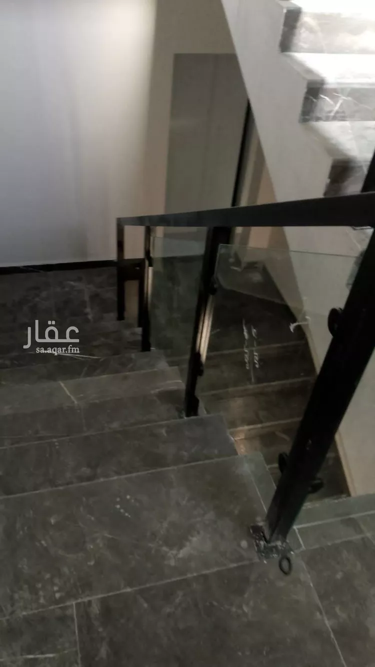 دور للبيع في شارع الغربة, حي إشبيلية, مدينة الرياض, منطقة الرياض صورة 3