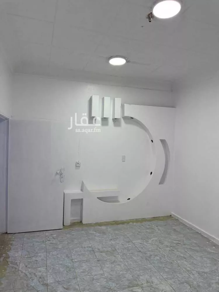 عمارة للإيجار في شارع ليلي, حي القادسية, مدينة الدمام, المنطقة الشرقية صورة 4