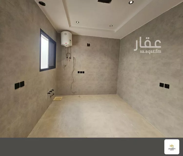 دور للبيع في شارع أحمد العطار, حي الرمال, مدينة الرياض, منطقة الرياض صورة 3