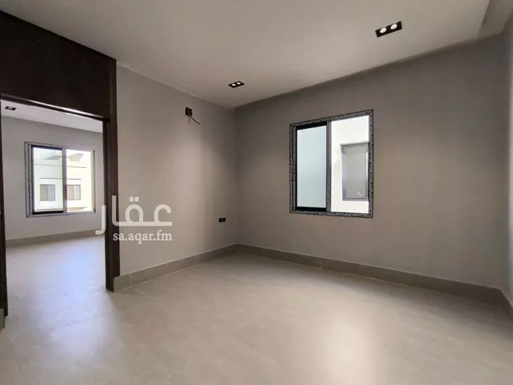 فيلا للبيع في شارع حسين الأبريقي, حي عكاظ, مدينة الرياض, منطقة الرياض صورة 2