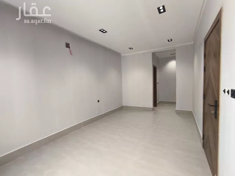 فيلا للبيع في شارع حسين الأبريقي, حي عكاظ, مدينة الرياض, منطقة الرياض صورة 5