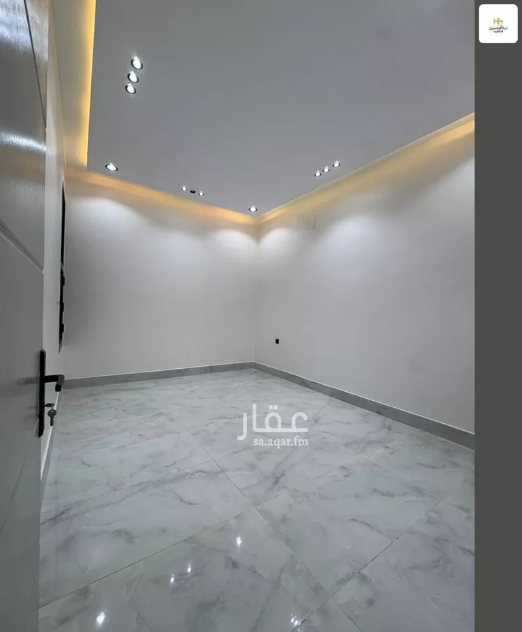 دور للبيع في شارع جلال بن خضر, حي الجنادرية, مدينة الرياض, منطقة الرياض صورة 3