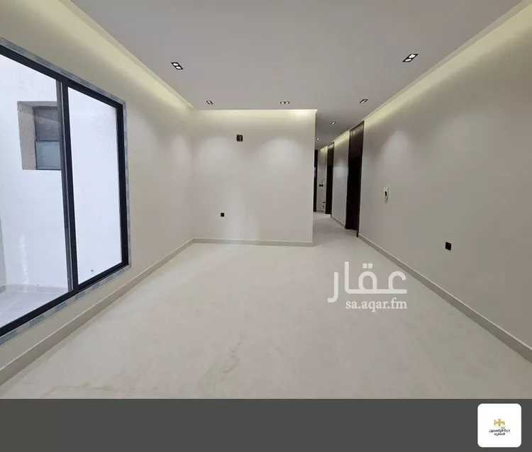دور للبيع في شارع أحمد العطار, حي الرمال, مدينة الرياض, منطقة الرياض صورة 2