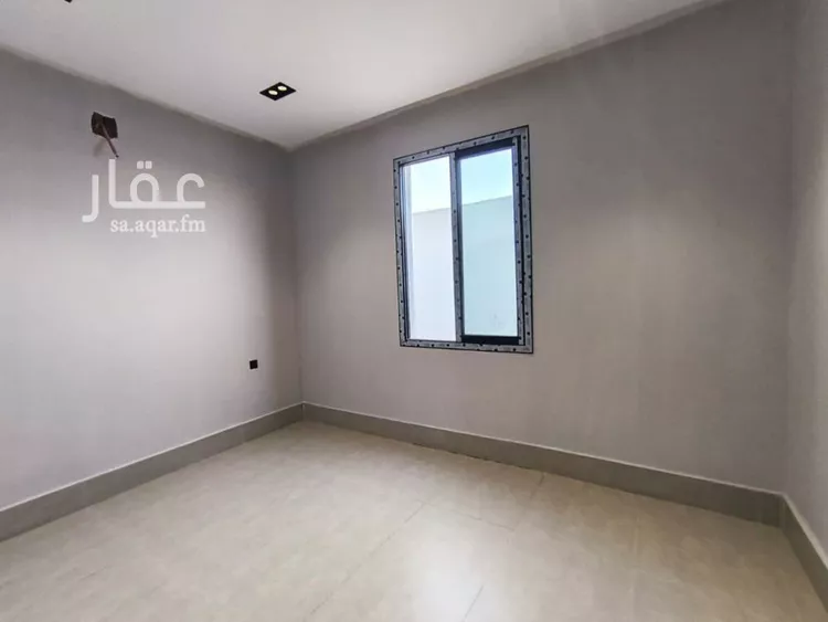 فيلا للبيع في شارع حسين الأبريقي, حي عكاظ, مدينة الرياض, منطقة الرياض صورة 3