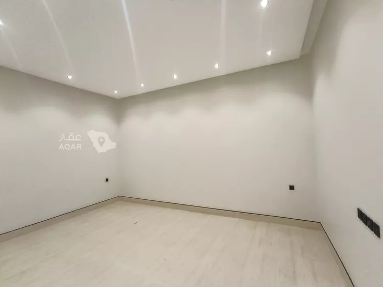 فيلا للبيع في شارع عقبة بن كعب, حي العريجاء الغربي, مدينة الرياض, منطقة الرياض 11