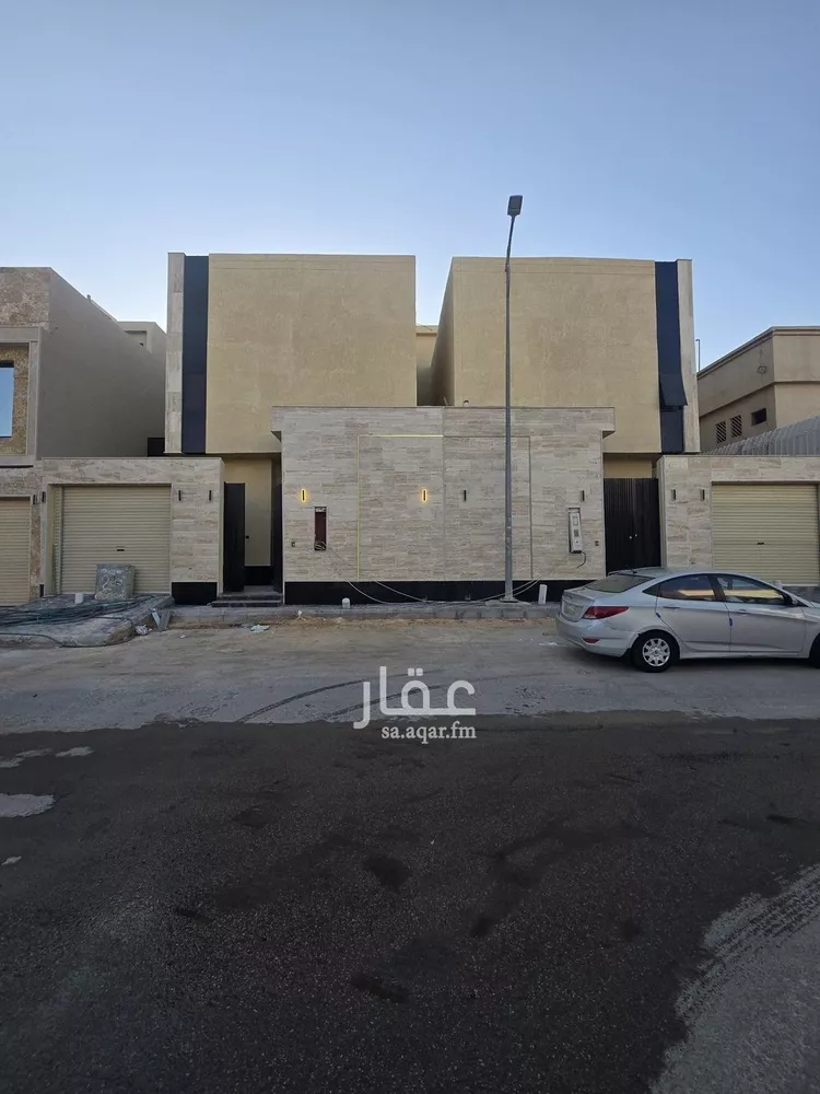 فيلا للبيع في شارع أحمد الداغستاني الشافعي, حي طويق, مدينة الرياض, منطقة الرياض
