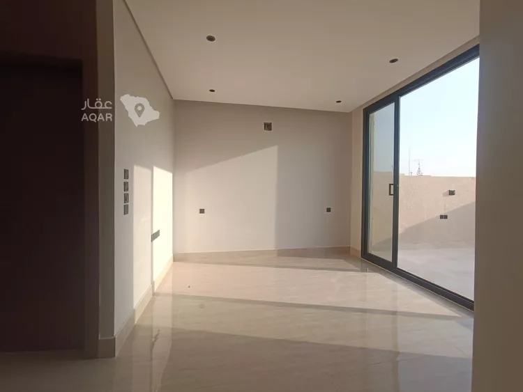 فيلا للبيع في شارع السماوة, حي العريجاء الأوسط, مدينة الرياض, منطقة الرياض 15