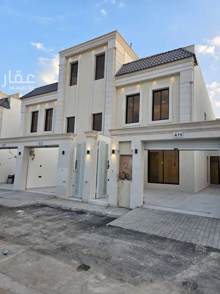 دور للبيع في شارع أبي عبدالله الصقلي, حي عكاظ, مدينة الرياض, منطقة الرياض صورة 3