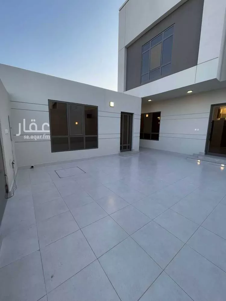 Villa for Sale in Al Khobar Al Amwaj صورة 3