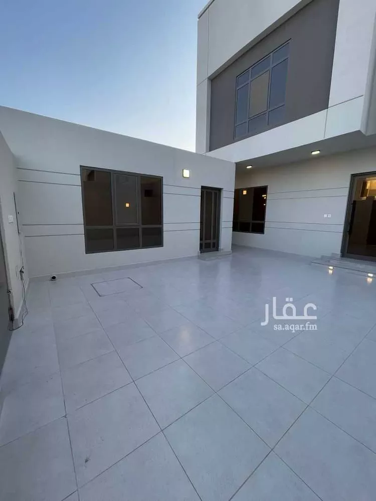 Villa for Sale in Al Khobar Al Amwaj صورة 3