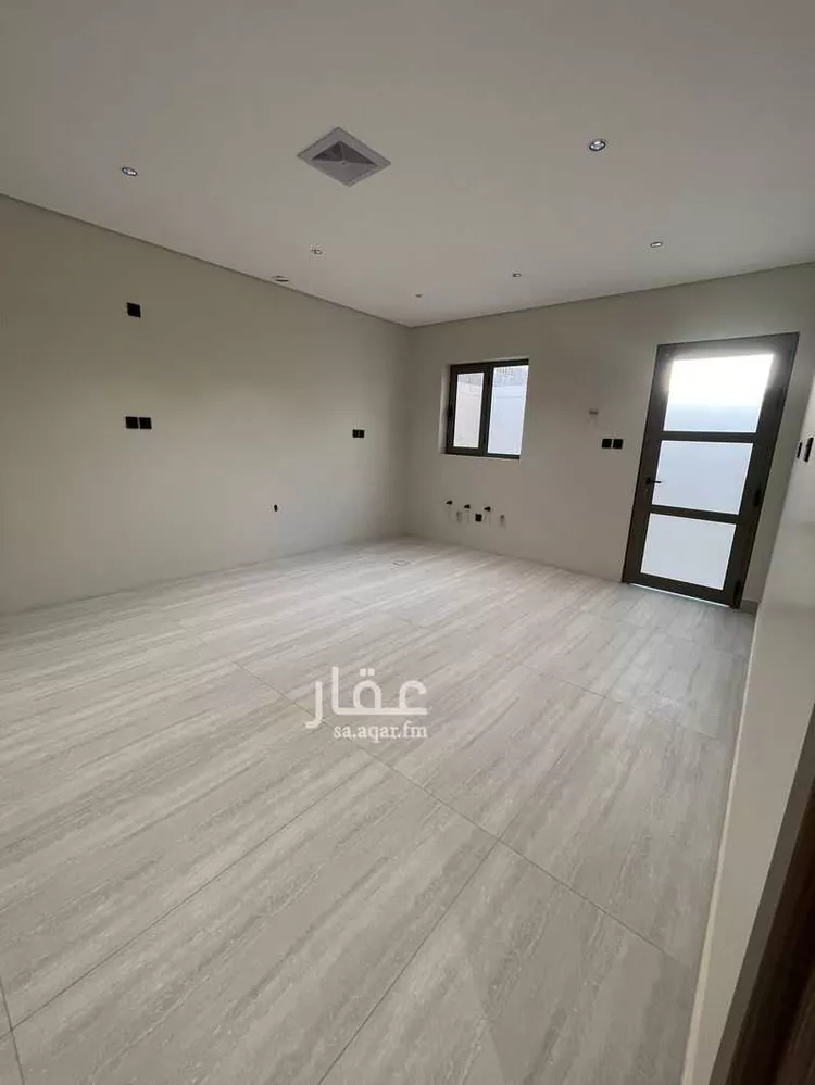 فيلا للبيع في شارع الفوز, حي الأمواج, مدينة الخبر, المنطقة الشرقية 8