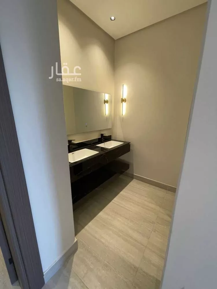 فيلا للبيع في شارع المغاوير, حي الأمواج, مدينة الخبر, المنطقة الشرقية 6