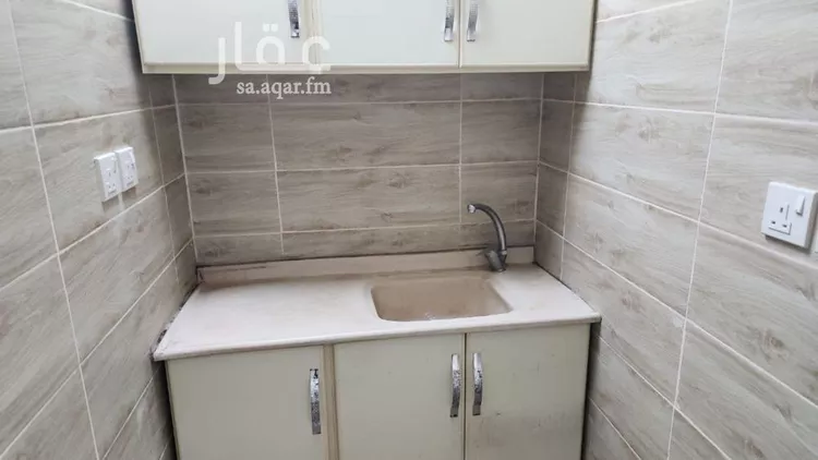 مكتب تجاري للإيجار في شارع الامير نايف ابن عبدالعزيز, حي الشراع, مدينة جدة, منطقة مكة المكرمة صورة 4