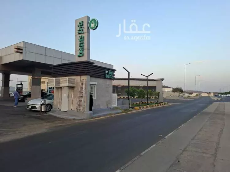 محطة للإيجار في شارع طريق الجنوب, حي النرجس, مدينة الطائف, منطقة مكة المكرمة صورة 2