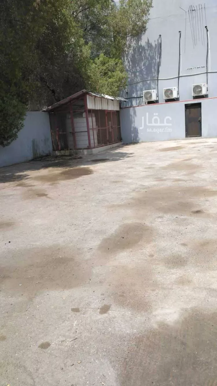 Parking for rent in Dammam Al Etisalat صورة 5