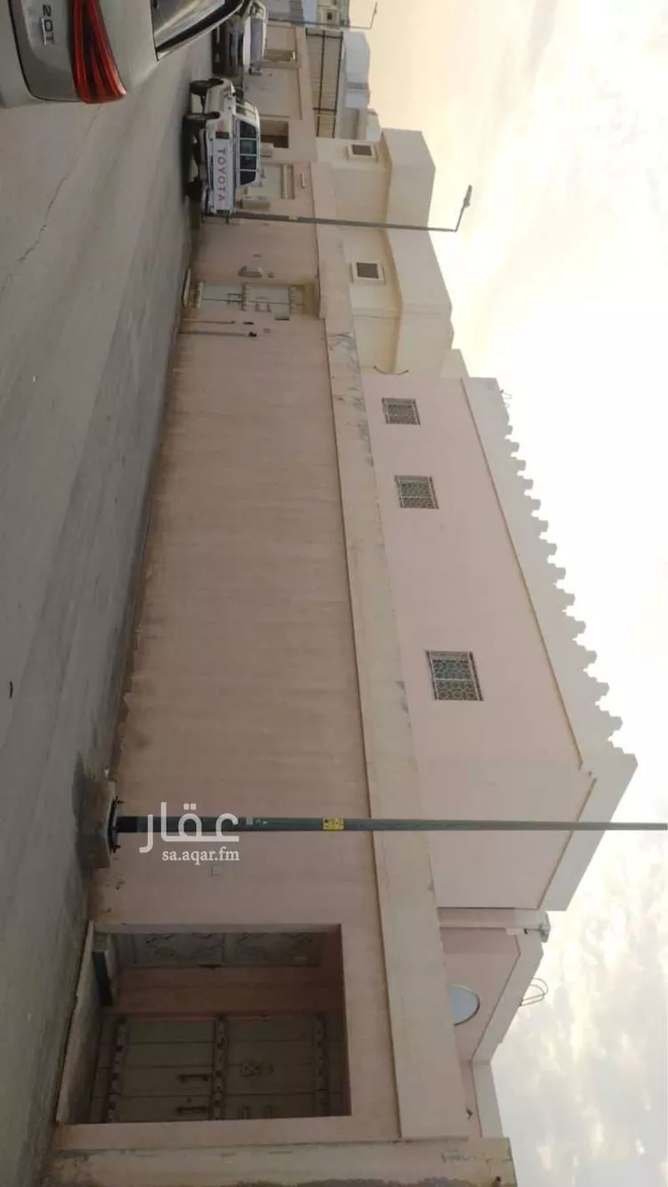 فيلا للبيع في شارع عنبسة المهري, حي السويدي, مدينة الرياض, منطقة الرياض صورة 2