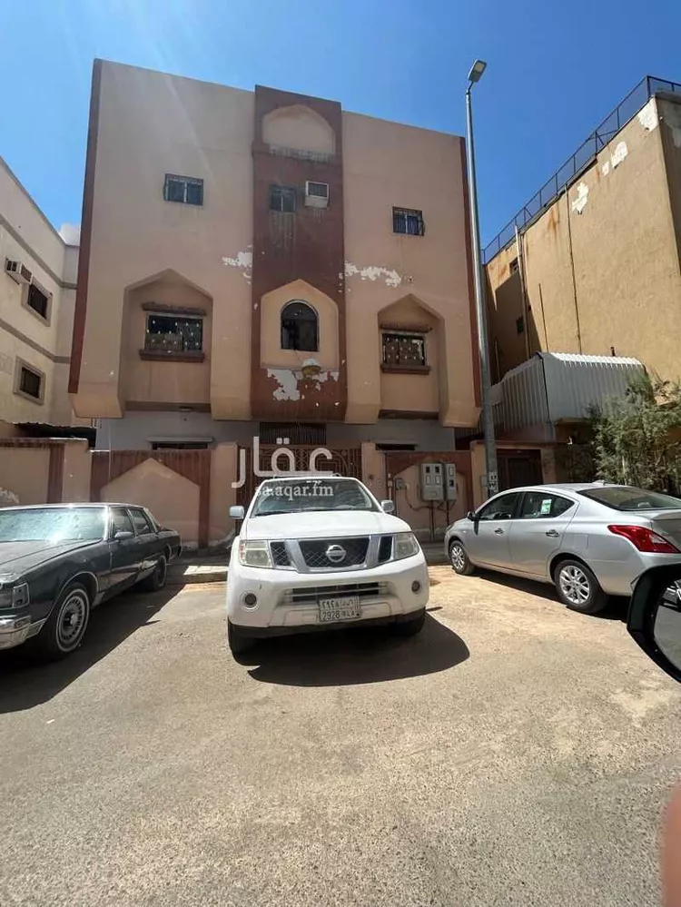 فيلا للبيع في شارع عمارة بن خزيمة ، حي الاسكان ، المدينة المنورة ، منطقة المدينة المنورة صورة 2