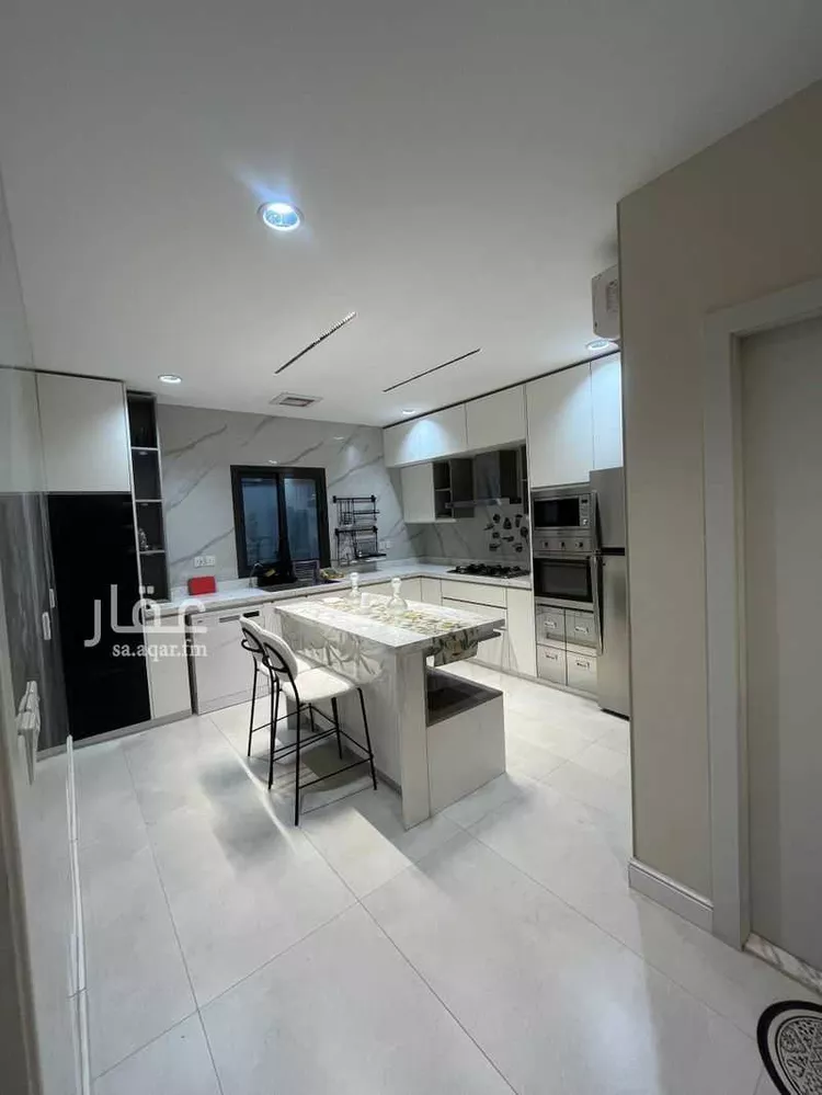 فيلا للإيجار في شارع محمد أمين فودة, حي مطار الملك خالد الدولي, مدينة الرياض, منطقة الرياض صورة 3