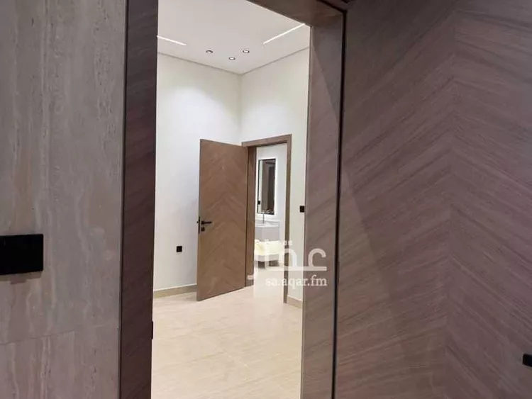 Floor for Sale in Riyadh Al Hazm 7