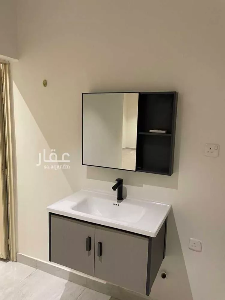 فيلا للإيجار في شارع عقرباء 234, حي عقرباء, مدينة الجبيلة, منطقة الرياض صورة 3