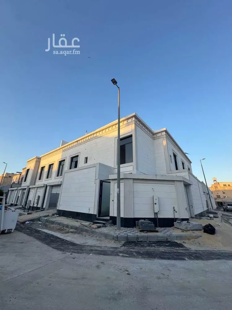فيلا للبيع في شارع 10هـ, حي بدر, مدينة الدمام, المنطقة الشرقية صورة 2