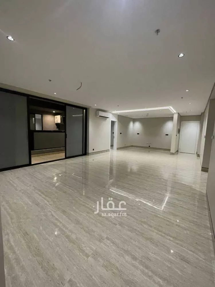 عمارة للبيع في شارع الوديان, حي ضاحية الملك فهد, مدينة الدمام, المنطقة الشرقية صورة 2