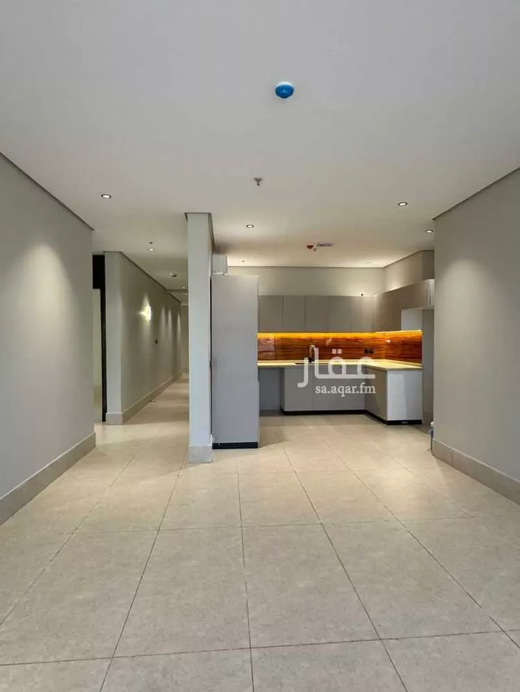 عمارة للبيع في شارع الوديان, حي ضاحية الملك فهد, مدينة الدمام, المنطقة الشرقية