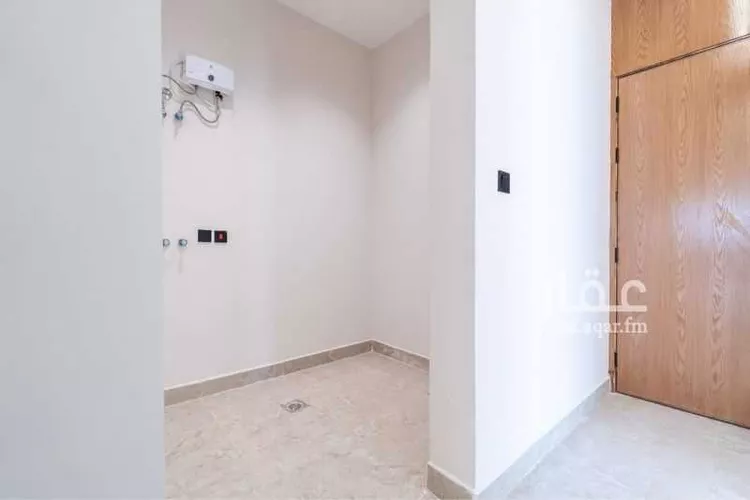 شقة للبيع في شارع عامر بن فهيره, حي الروضة, مدينة الدمام, المنطقة الشرقية صورة 2