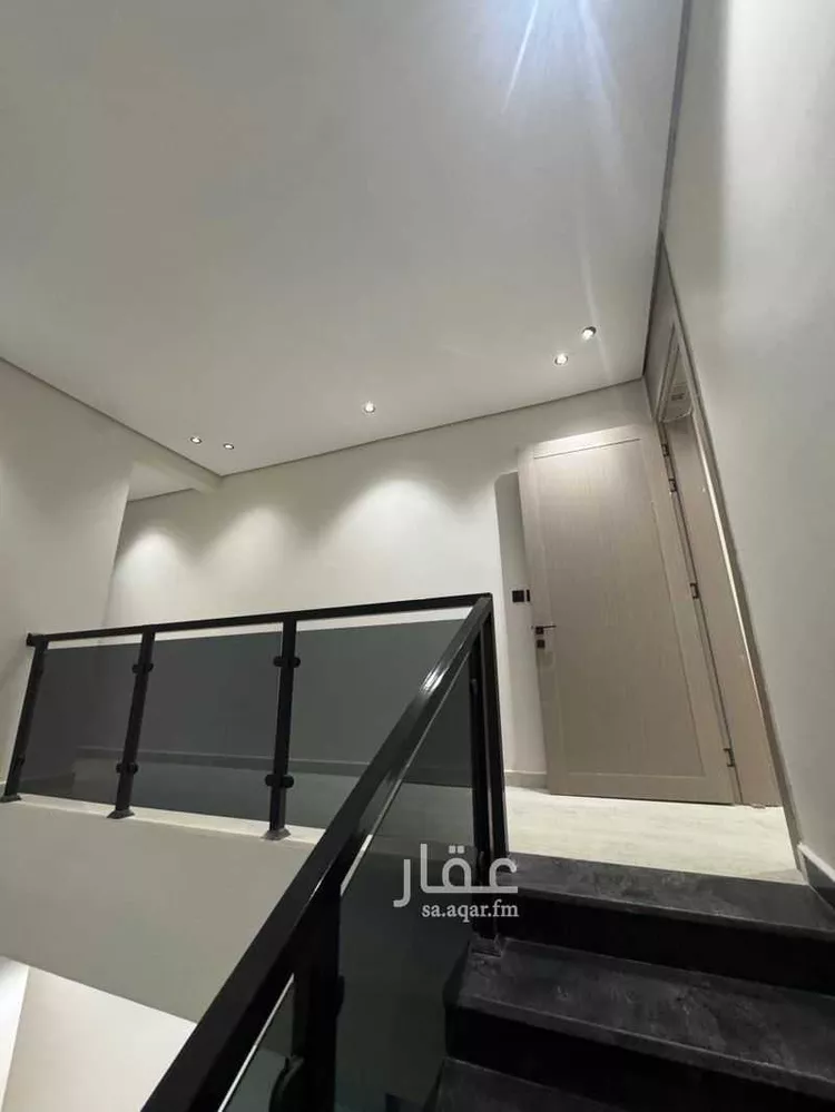 فيلا للبيع في شارع الخبر, حي ضاحية الملك فهد, مدينة الدمام, المنطقة الشرقية 12