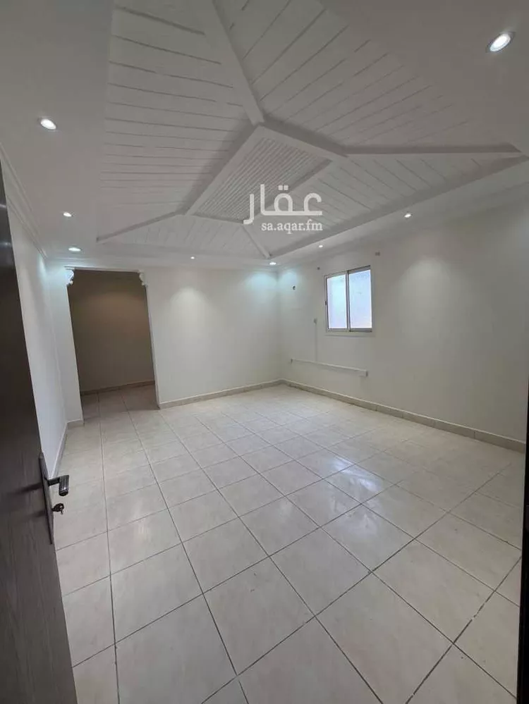 مكتب تجاري للإيجار في شارع المصانع, حي الحمراء, مدينة الرياض, منطقة الرياض صورة 2