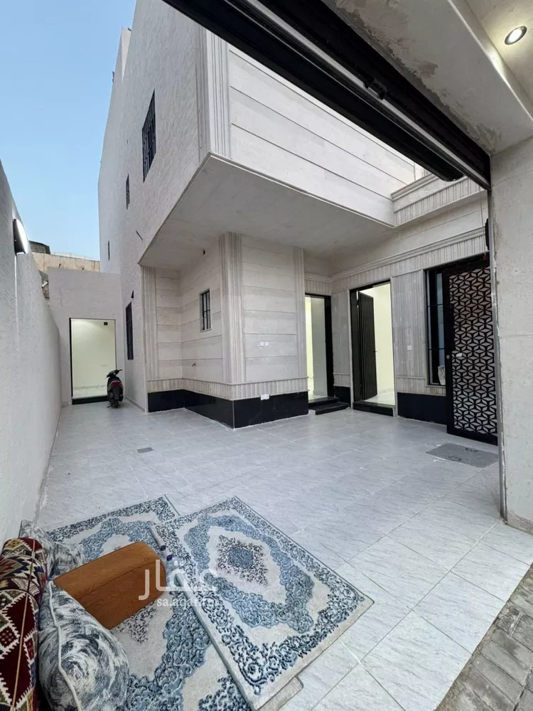 فيلا للبيع في شارع يحيى بن أبي المعالي, حي العريجاء الغربي, مدينة الرياض, منطقة الرياض 14