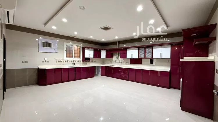 فيلا للبيع في شارع عبدالله مدهر, حي العوالي, مدينة الرياض, منطقة الرياض