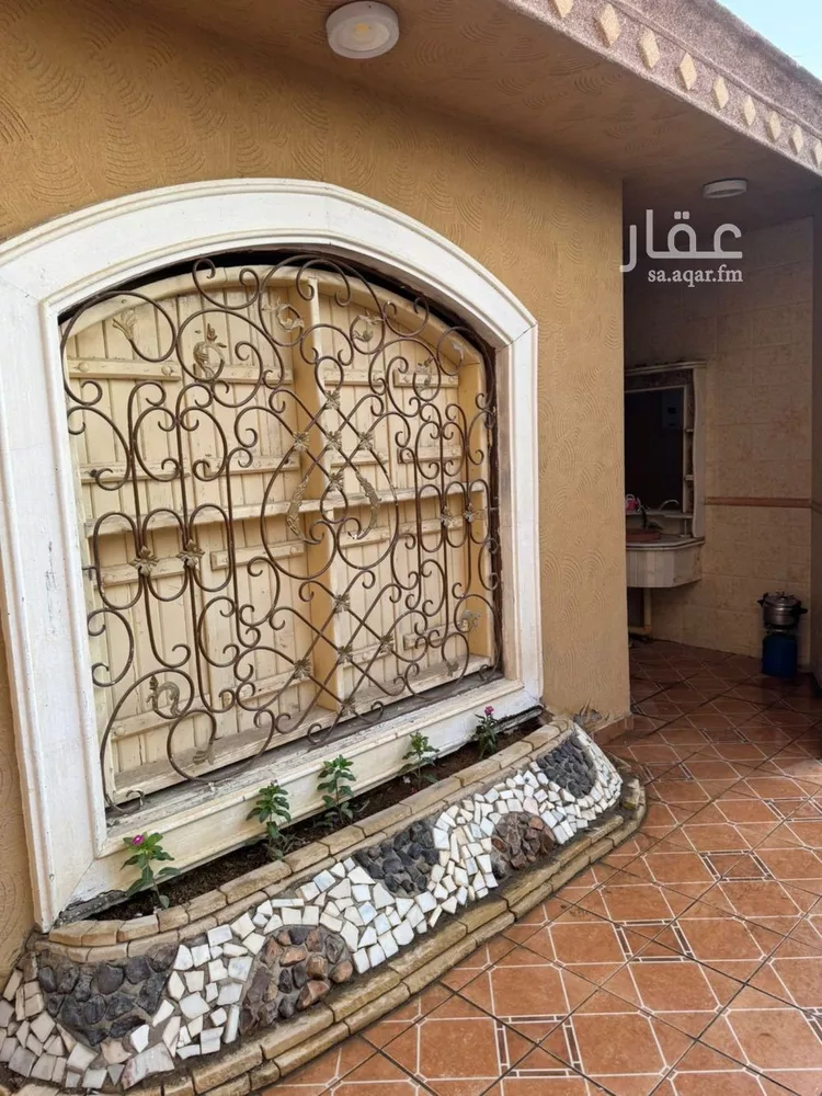 فيلا للبيع في شارع البارز, حي الدار البيضاء, مدينة الرياض, منطقة الرياض صورة 4