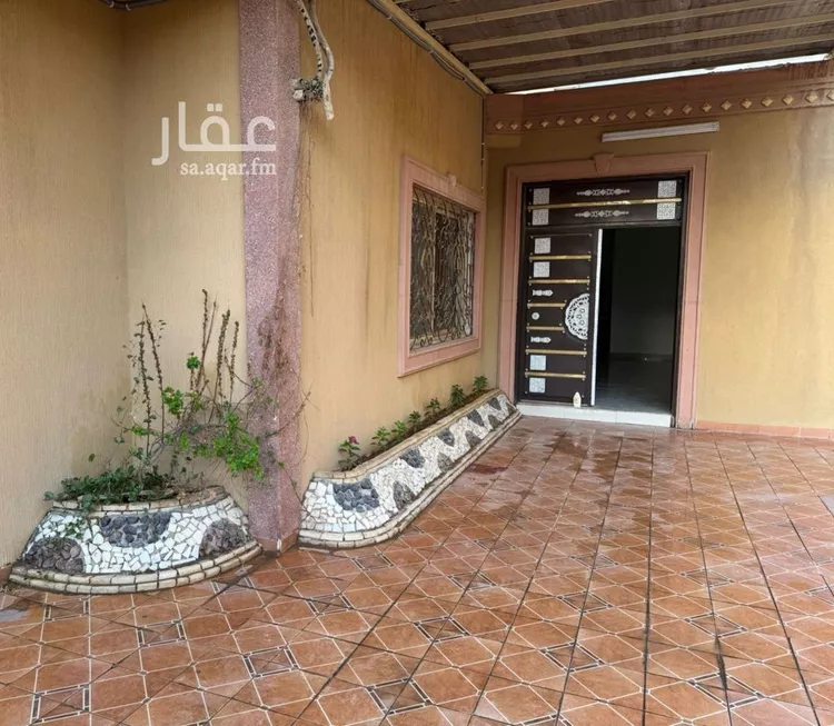 فيلا للبيع في شارع البارز, حي الدار البيضاء, مدينة الرياض, منطقة الرياض صورة 3