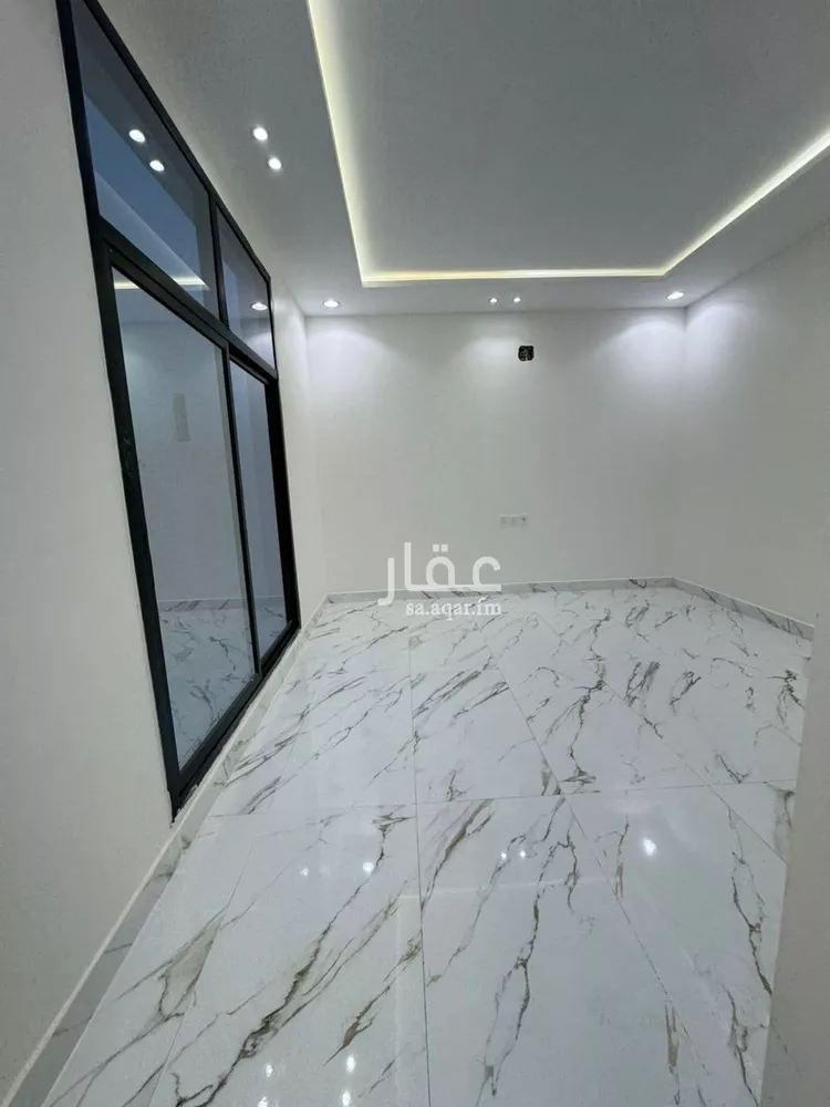 فيلا للبيع في شارع يحيى بن أبي المعالي, حي العريجاء الغربي, مدينة الرياض, منطقة الرياض صورة 3