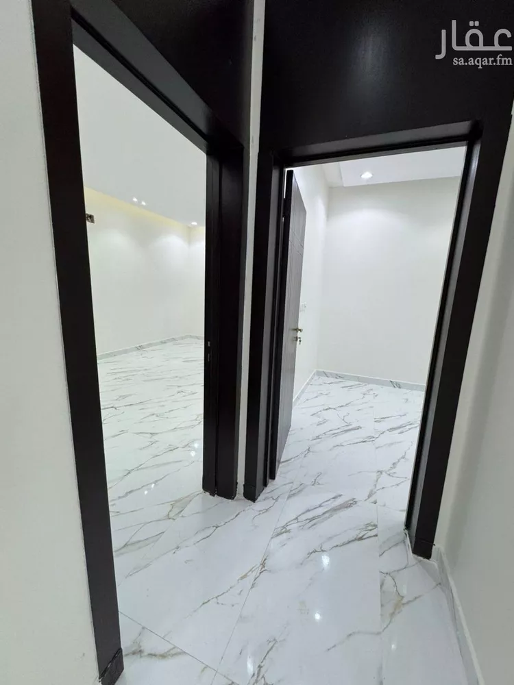 فيلا للبيع في شارع عبدالله بن الفراء, حي العريجاء الغربي, مدينة الرياض, منطقة الرياض صورة 4