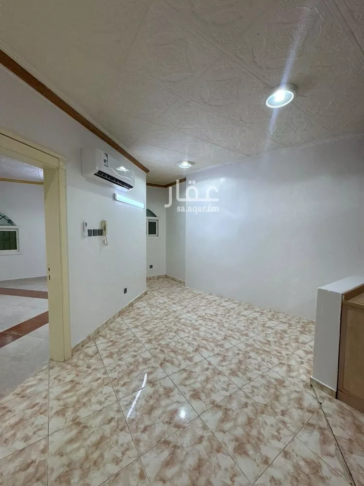شقة للإيجار في شارع المقاماتي, حي الحمراء, مدينة الرياض, منطقة الرياض صورة 4