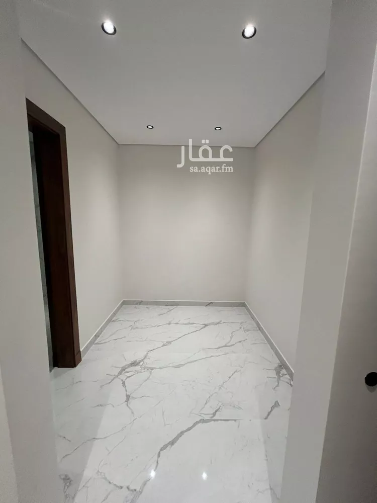 دور للبيع في شارع رقم 309, حي الياسمين, مدينة الرياض, منطقة الرياض صورة 5