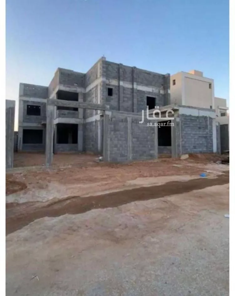 فيلا للبيع في شارع اياس ابن البكير, حي الإسكان, مدينة المجمعة, منطقة الرياض