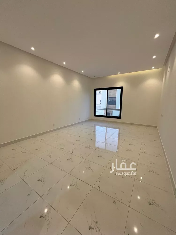 فيلا للبيع في شارع إسماعيل بن أبي اليسر, حي العارض, مدينة الرياض, منطقة الرياض صورة 2