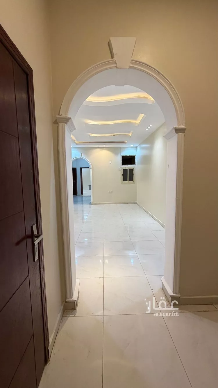 شقة للإيجار في شارع شارع سيف الدين قطز, حي المحمدية 2, مدينة جازان, منطقة جازان صورة 4