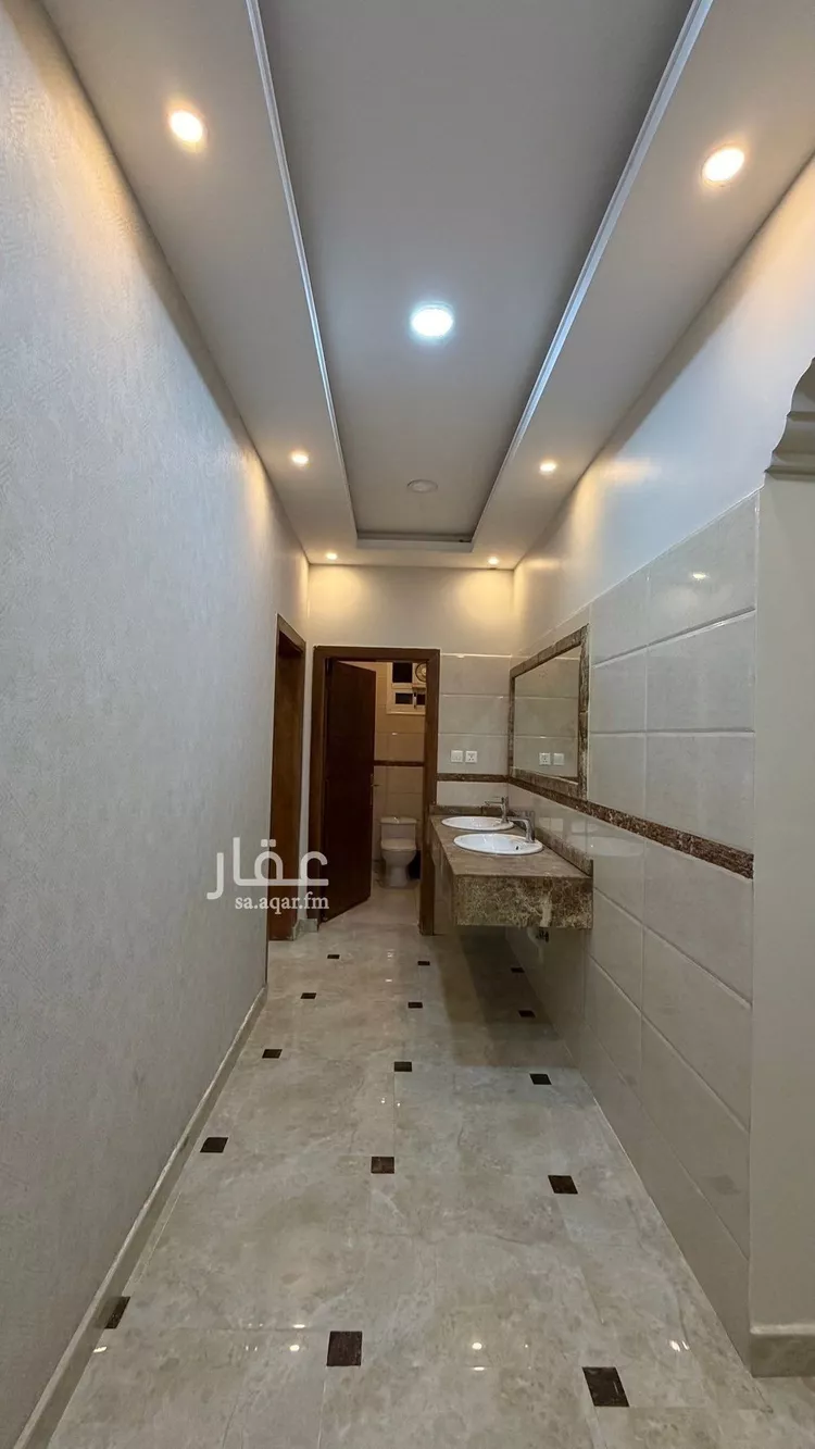 فيلا للإيجار في شارع الطرائفي, حي الشاطئ, مدينة جازان, منطقة جازان 8