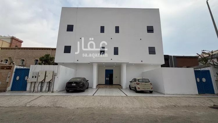 عمارة للبيع في شارع أبو عبد الله الزهري, حي الرحاب 2, مدينة جازان, منطقة جازان
