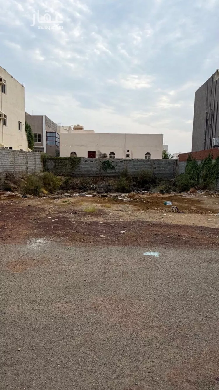 Land for Sale in Jazan As Suways