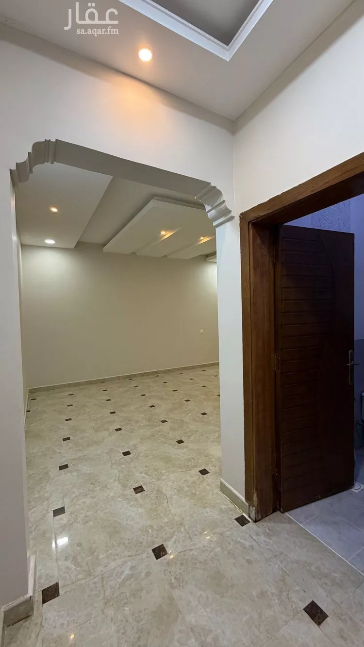 فيلا للإيجار في شارع الطرائفي, حي الشاطئ, مدينة جازان, منطقة جازان 23