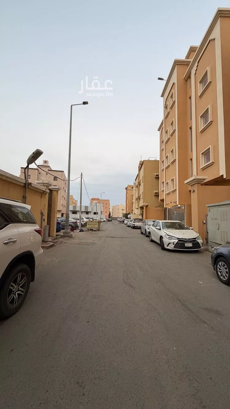 عمارة للبيع في شارع شارع 21 ج, حي الصفاء, مدينة جازان, منطقة جازان صورة 3