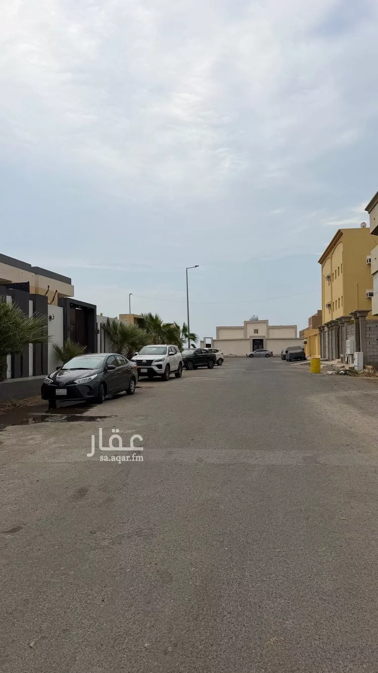 عمارة للبيع في شارع أبو عبد الله الزهري, حي الرحاب 2, مدينة جازان, منطقة جازان صورة 2