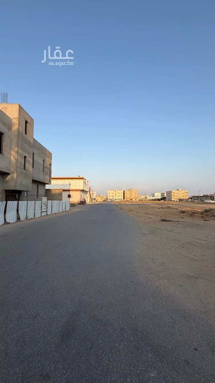 أرض للإيجار في شارع الخطه, حي المكرمية, مدينة صامطة, منطقة جازان صورة 3